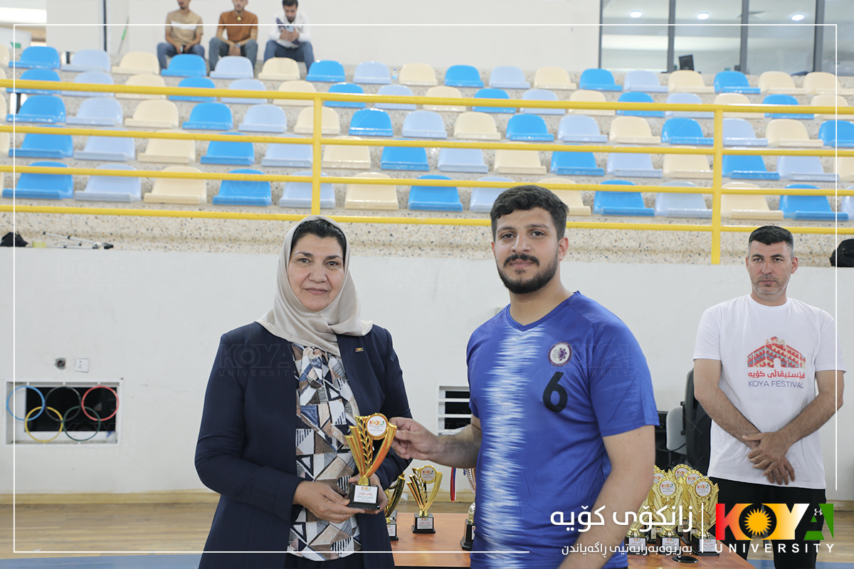 یاریی کۆتاییی خولەکانی تێنسی سەرمێز و تۆپی بالە لە زانکۆی کۆیە بەڕێوەچوو